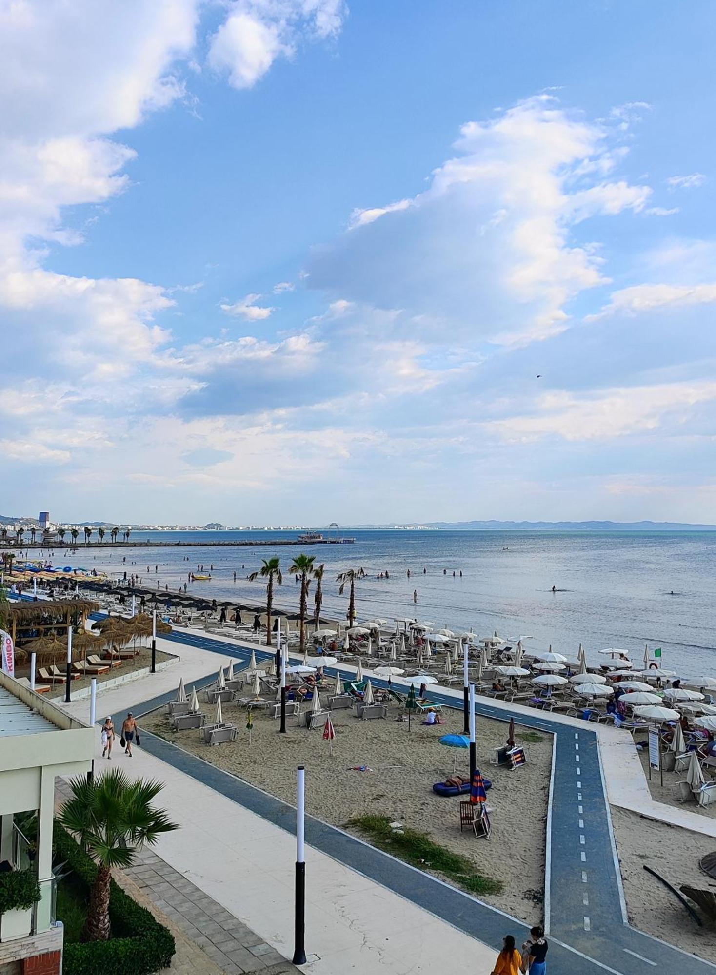 Sandy Blue Sea دراس المظهر الخارجي الصورة